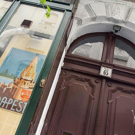Authentic Akacfa Apartment Budapest Eksteriør bilde