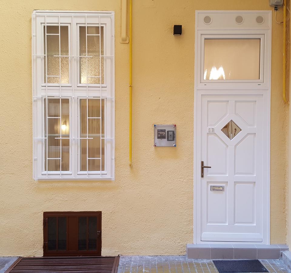 Authentic Akacfa Apartment Budapest Eksteriør bilde