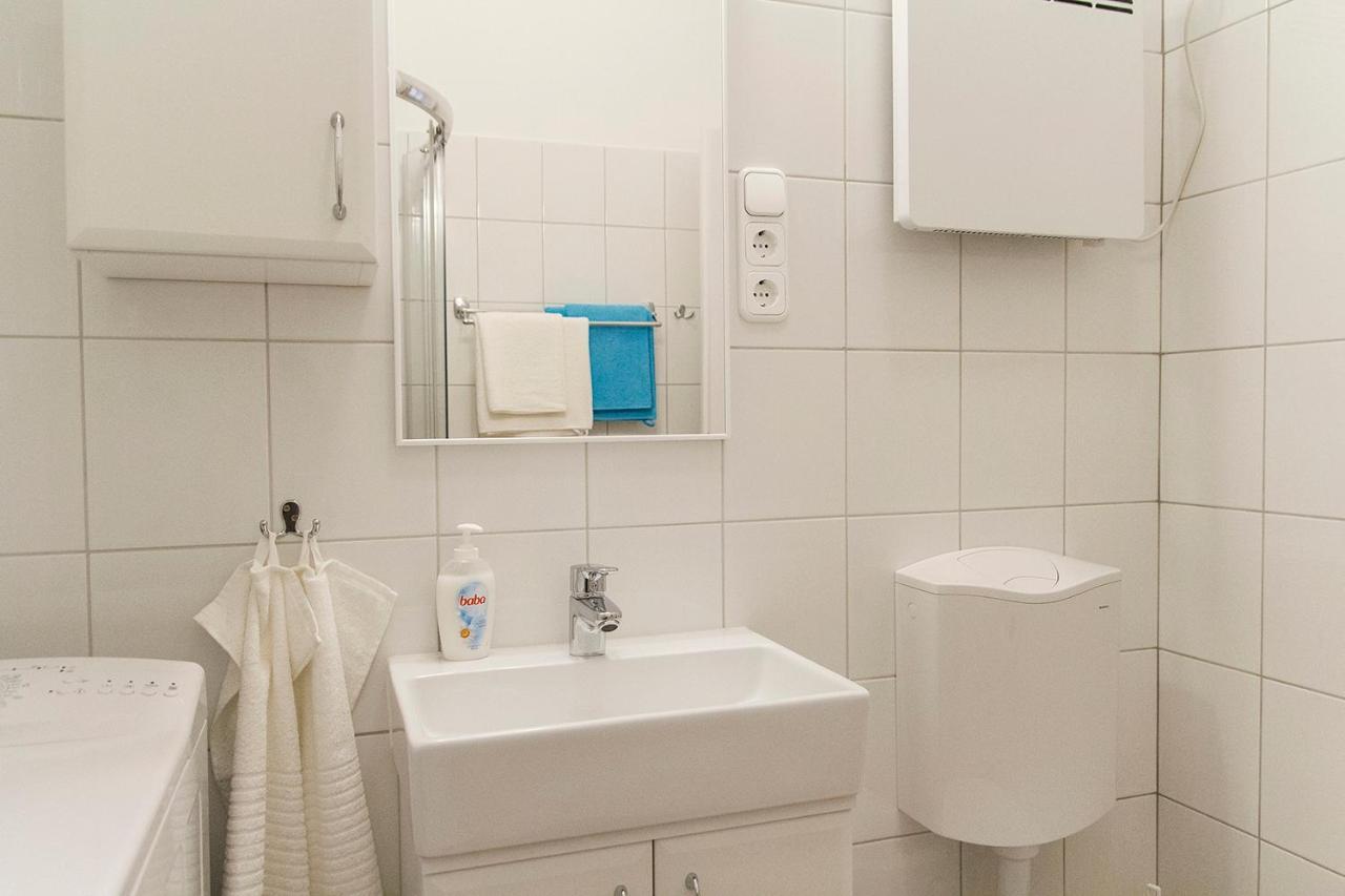 Authentic Akacfa Apartment Budapest Eksteriør bilde